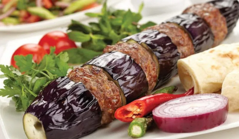 Patlıcanlı Kebap